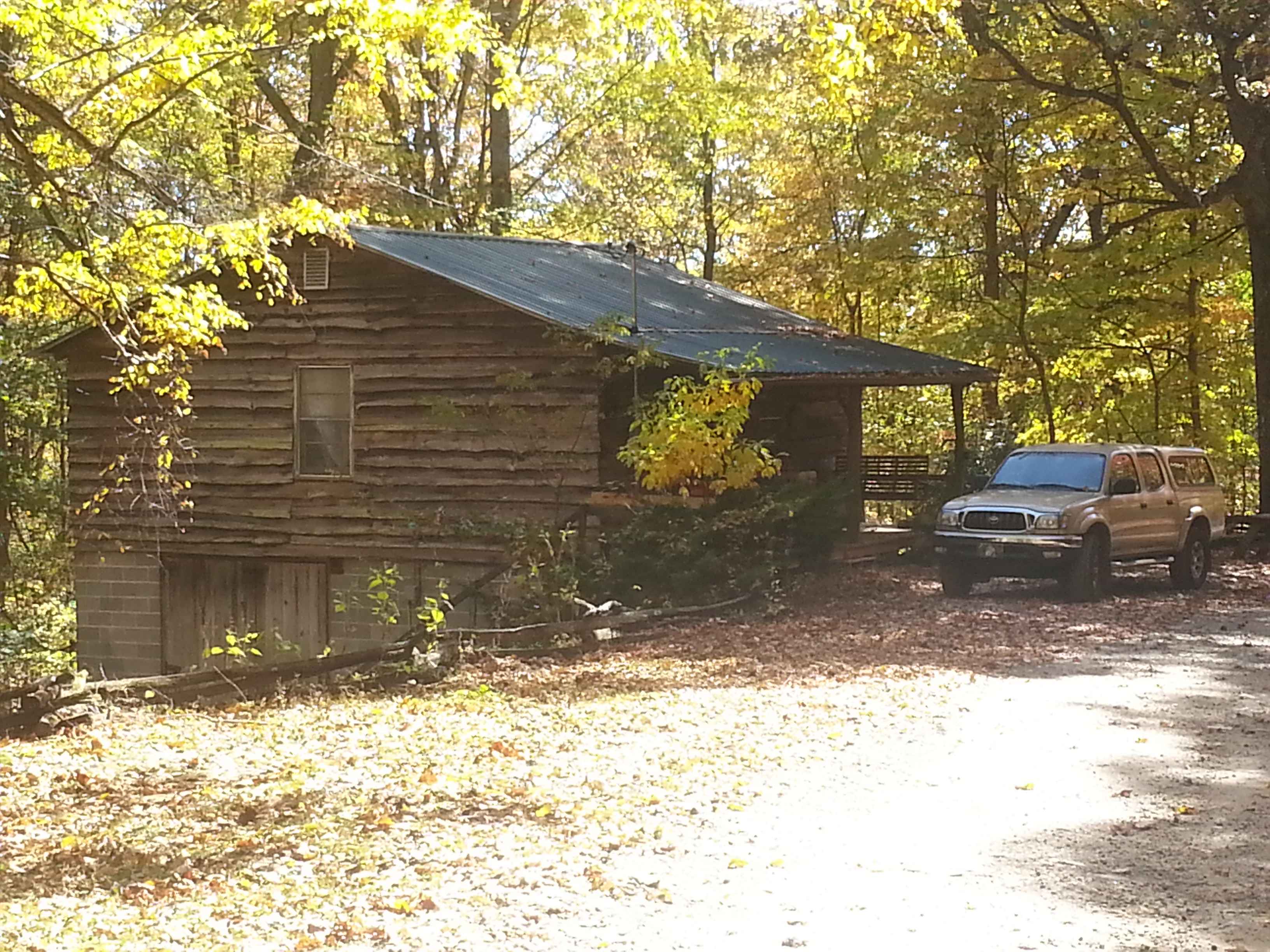 1Arrowmont Stables & Cabins has the best trail rides in the SE, maybe